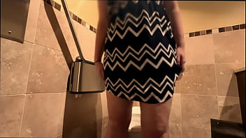 Girl SQUIRTS All Over Public Toilet In Bar